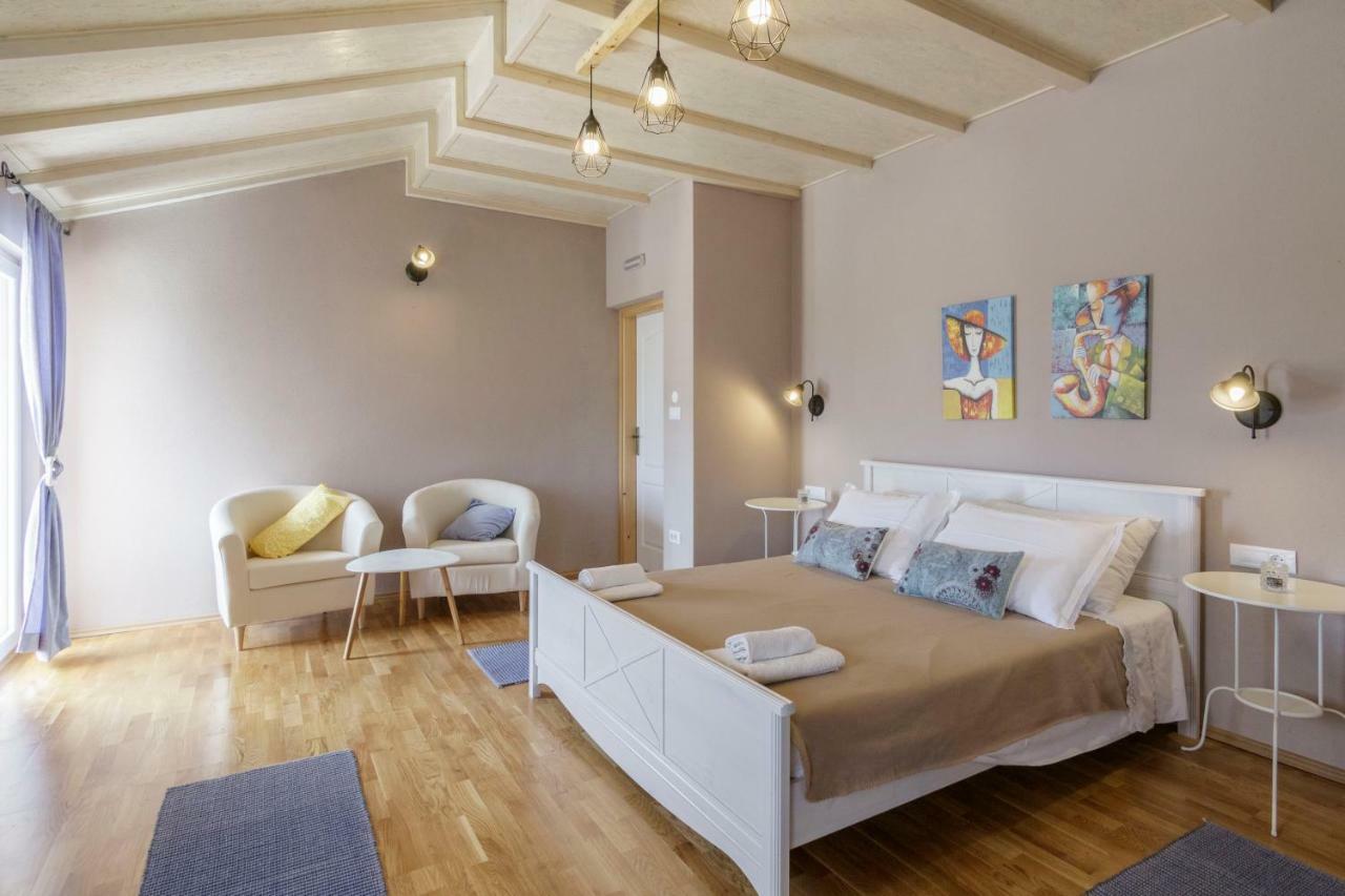 Apartments Mardesic Komiža Zewnętrze zdjęcie