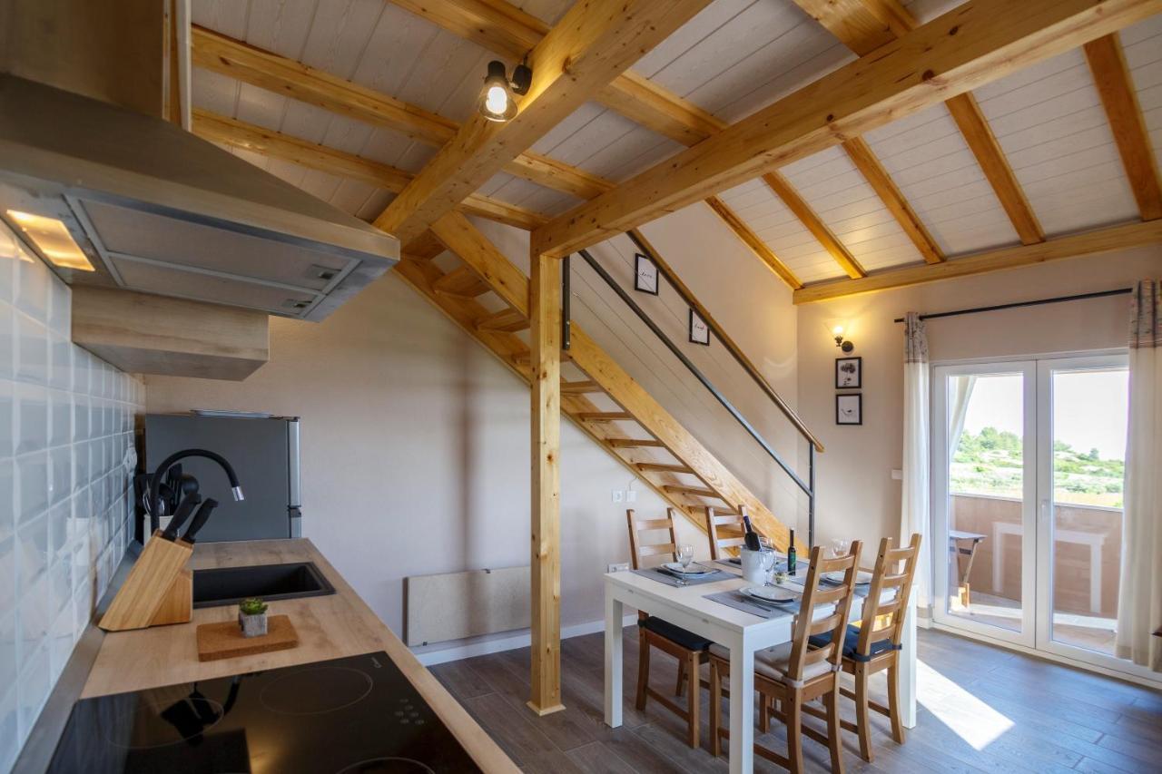 Apartments Mardesic Komiža Zewnętrze zdjęcie
